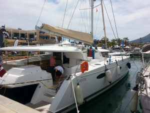 Alquiler de catamaran con patrón